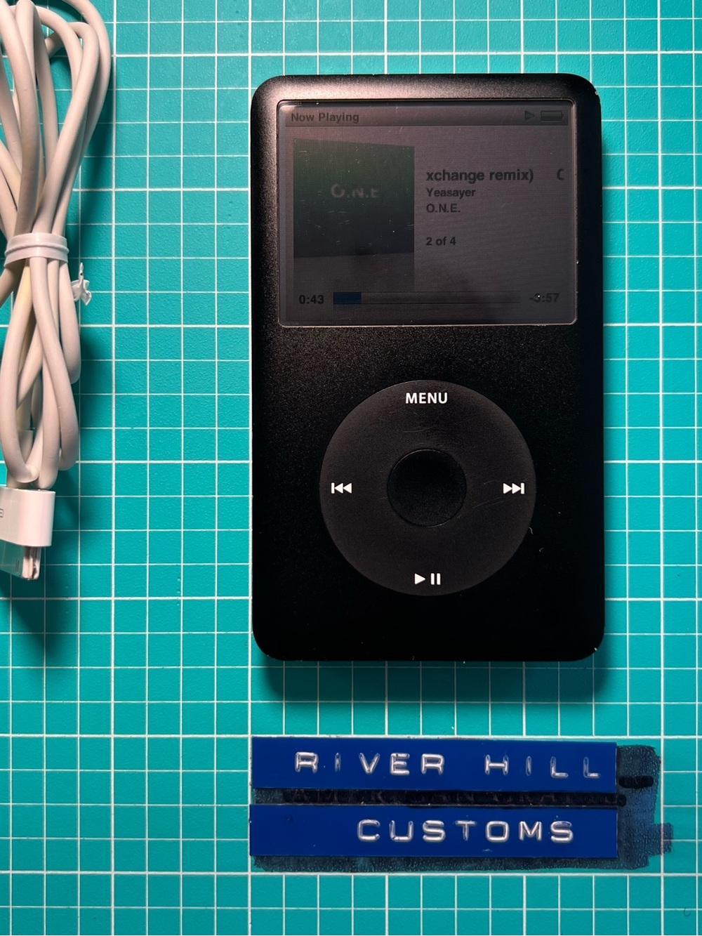 Apple iPod Classic 6th Generation MB147LL 80gb, black